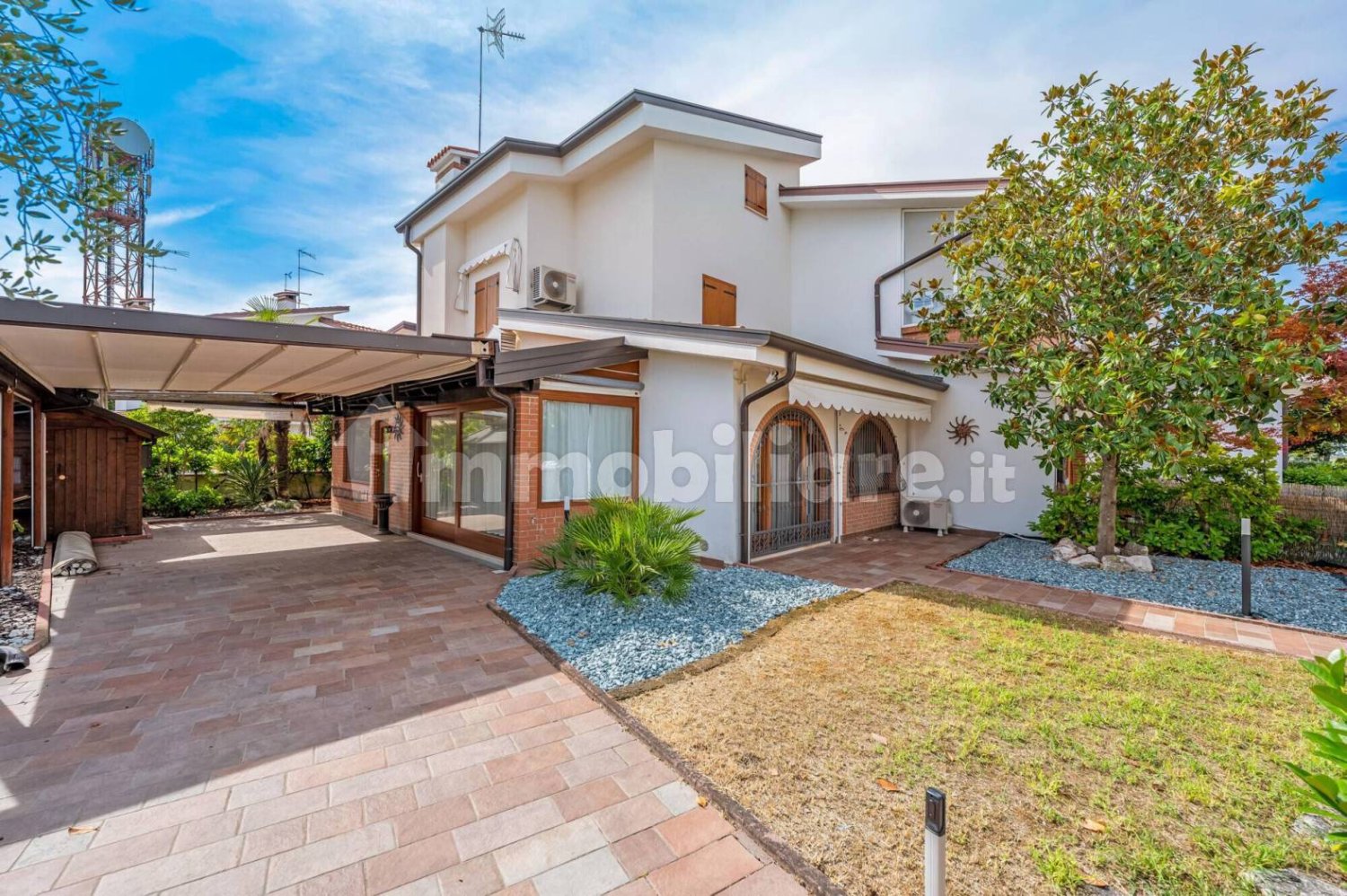 3 Schlafzimmer Villa in Eraclea, Italy, Nr. 358562