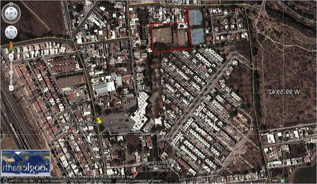 13183m² Building in Queretaro, Mexico No. 201350