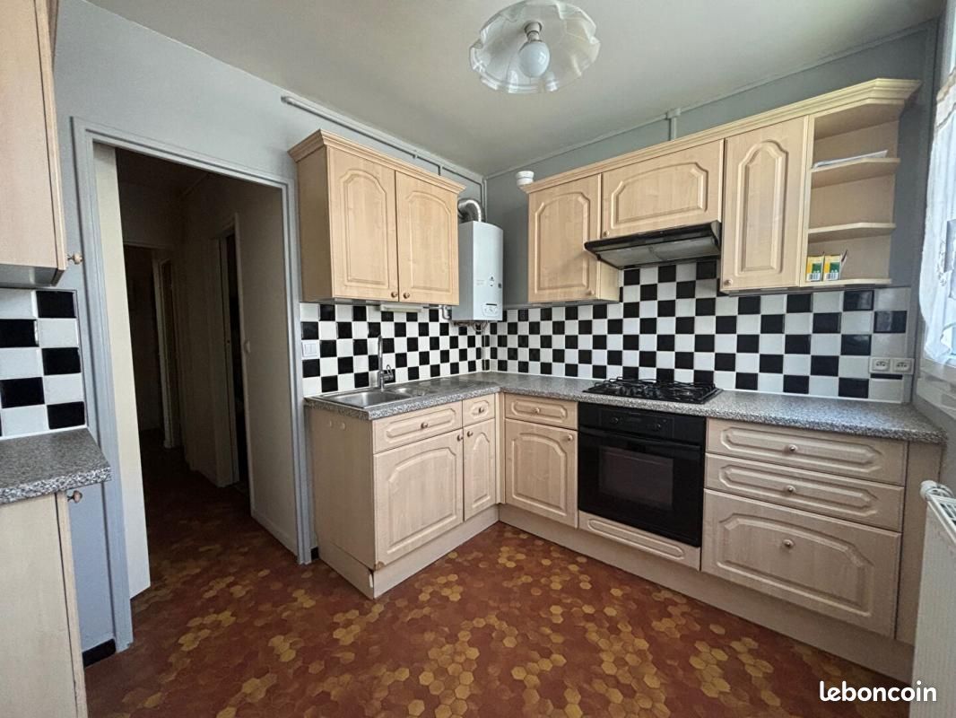 Apartamento T1 em Compiegne, France N.º 256904