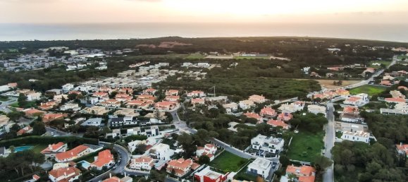 5 bedrooms Villa in Cascais, Portugal No. 122112 32