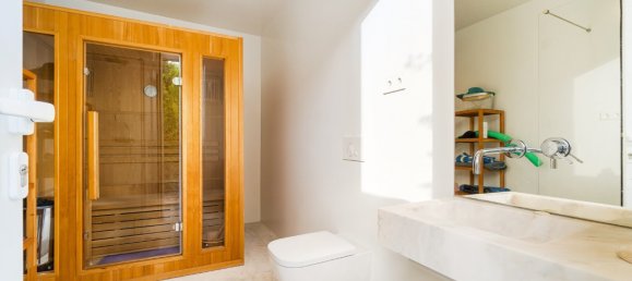 5 bedrooms Villa in Cascais, Portugal No. 122112 18