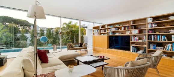 5 bedrooms Villa in Cascais, Portugal No. 122112 6