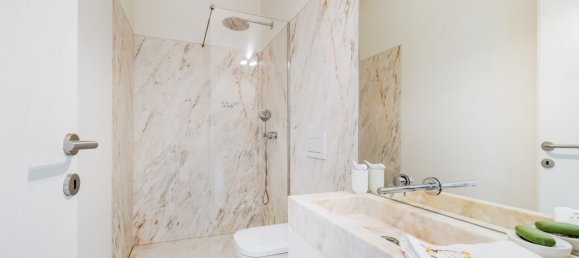 5 bedrooms Villa in Cascais, Portugal No. 122112 14