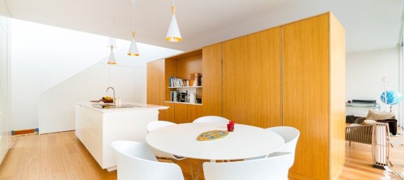 5 bedrooms Villa in Cascais, Portugal No. 122112 8