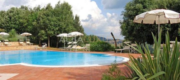 14 bedrooms Villa in Casole d'Elsa, Italy No. 490 7
