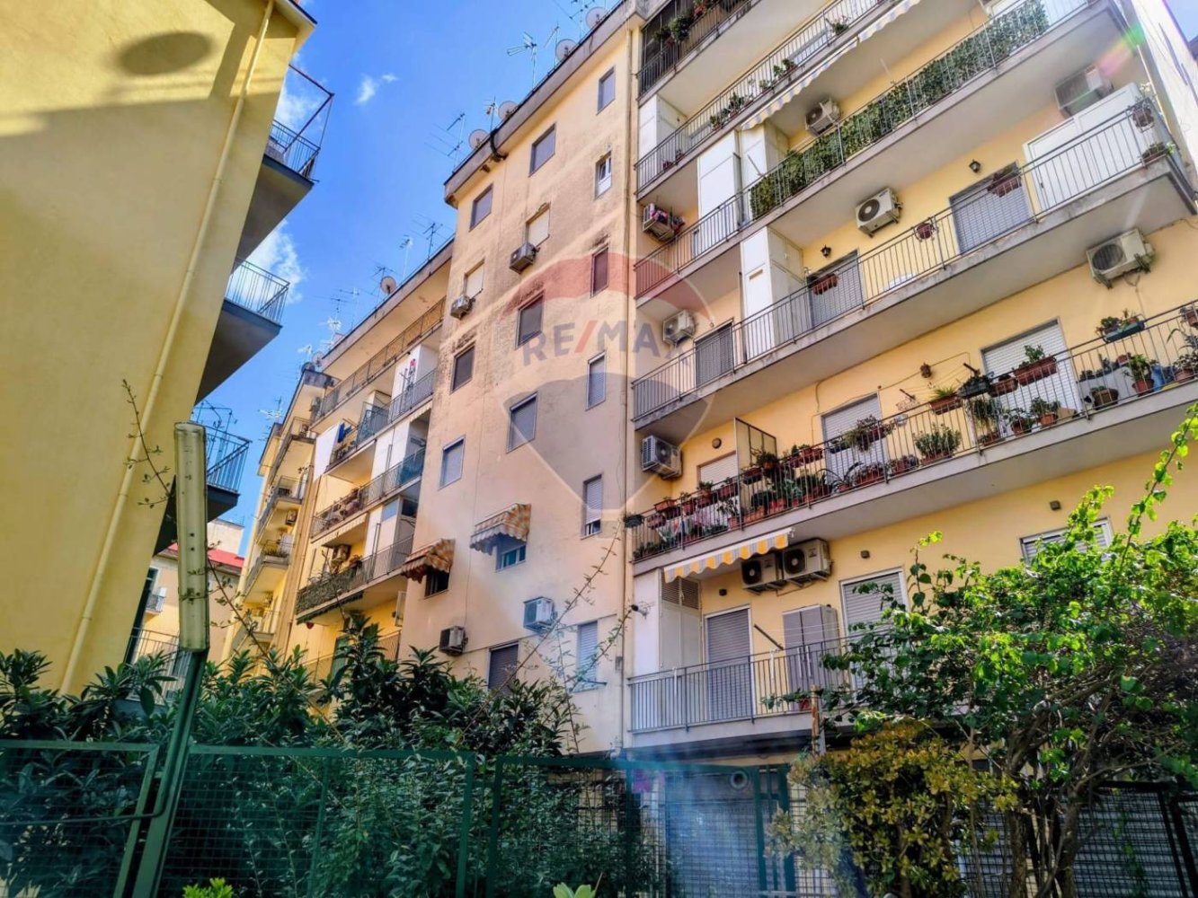 2 Schlafzimmer Wohnung in Naples, Italy, Nr. 342005