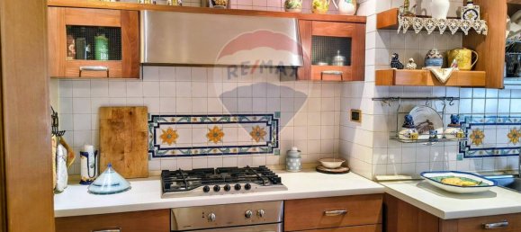 2 Schlafzimmer Wohnung in Naples, Italy, Nr. 342005 15