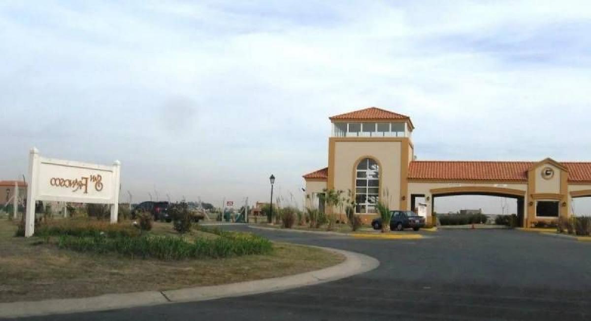 Grundstück in Tigre, Argentina, Nr. 31630