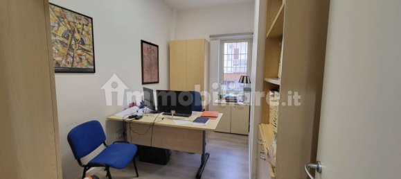 Квартира с 3 комнатами в Палермо, Италия № 46072 6