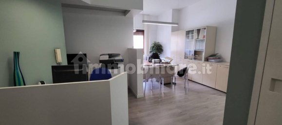 Квартира с 3 комнатами в Палермо, Италия № 46072 2