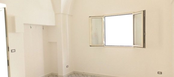 7 rooms Apartment in Ruffano, Italy No. 251332 4