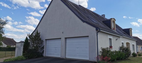 5 chambres Maison à Romorantin-Lanthenay, France No. 153203 3