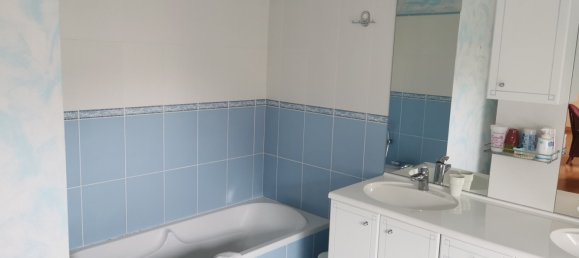 5 chambres Maison à Romorantin-Lanthenay, France No. 153203 8