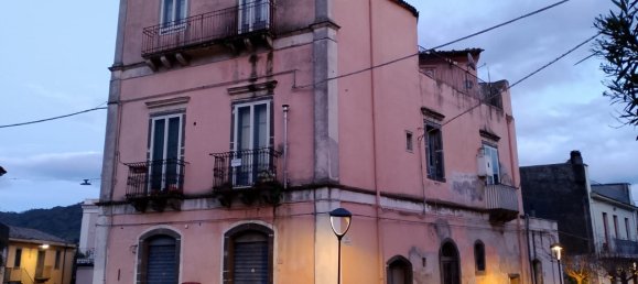 370m² Building in Linguaglossa, Italy No. 104907 33
