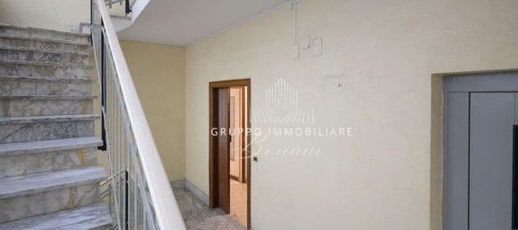 Apartamento de 4 dormitorios en Rome, Italy No. 337131 4