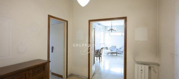 Apartamento de 4 dormitorios en Rome, Italy No. 337131 5
