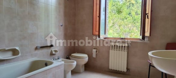 3 bedrooms House in Montalcino, Italy No. 76100 28