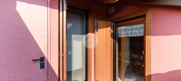 Квартира с 2 спальнями в Чирие, Италия № 259794 16