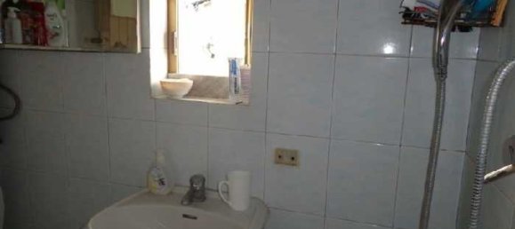 5 rooms Apartment in Fucecchio, Italy No. 66160 5