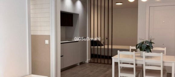 6 bedrooms Building in Malaga, Spain No. 136589 2