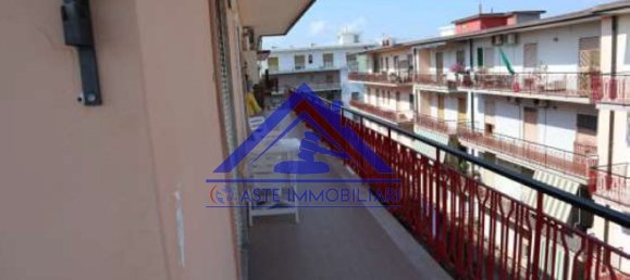 3 rooms Apartment in Grumo Nevano, Italy No. 230026 3