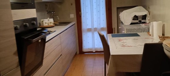 3 rooms Apartment in Padua, Italy No. 216711 2
