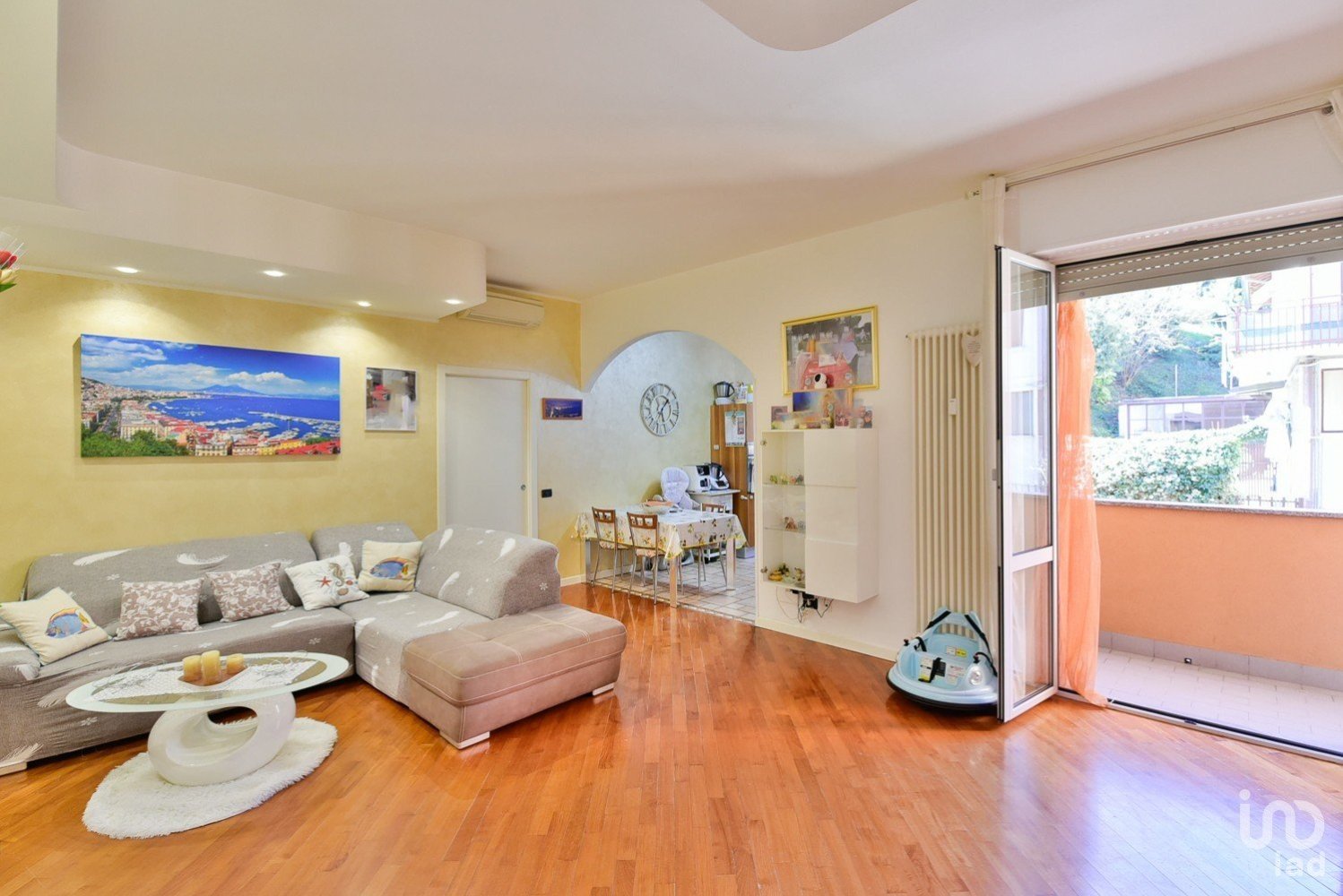 2 Schlafzimmer Wohnung in Meda, Italy, Nr. 20340