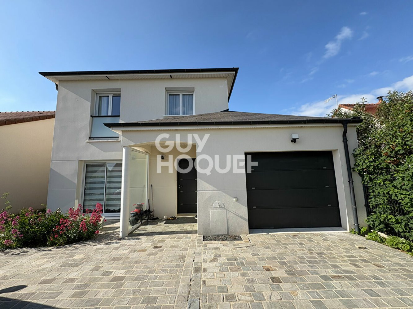 3 bedrooms House in Jallans, France No. 56078