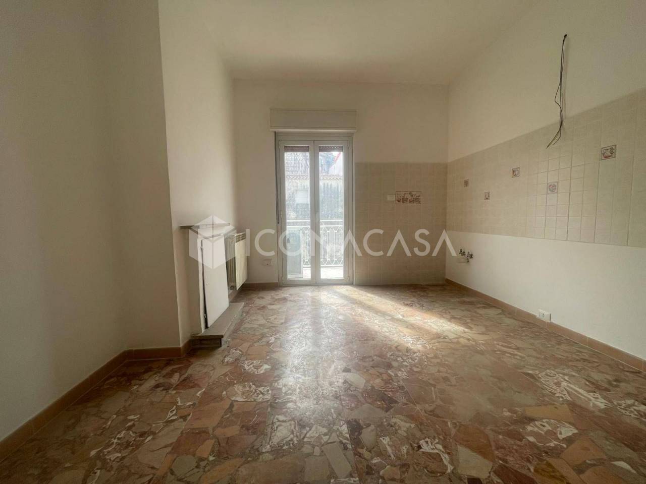 5 rooms Apartment in Ischitella, Italy No. 387960