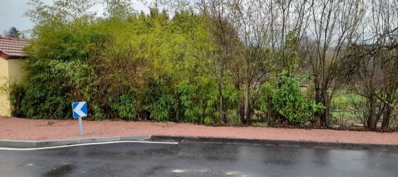  Land in Montchanin, France No. 316629 3