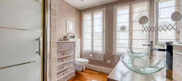 4 bedrooms Duplex in Nogent-sur-Marne, France No. 183428 7