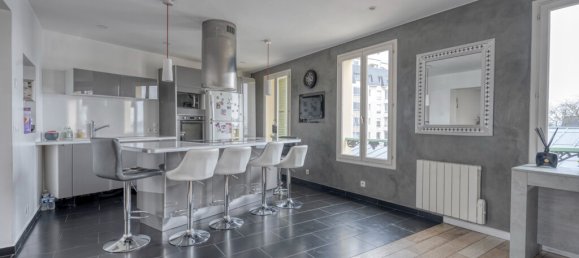 4 bedrooms Duplex in Nogent-sur-Marne, France No. 183428 4