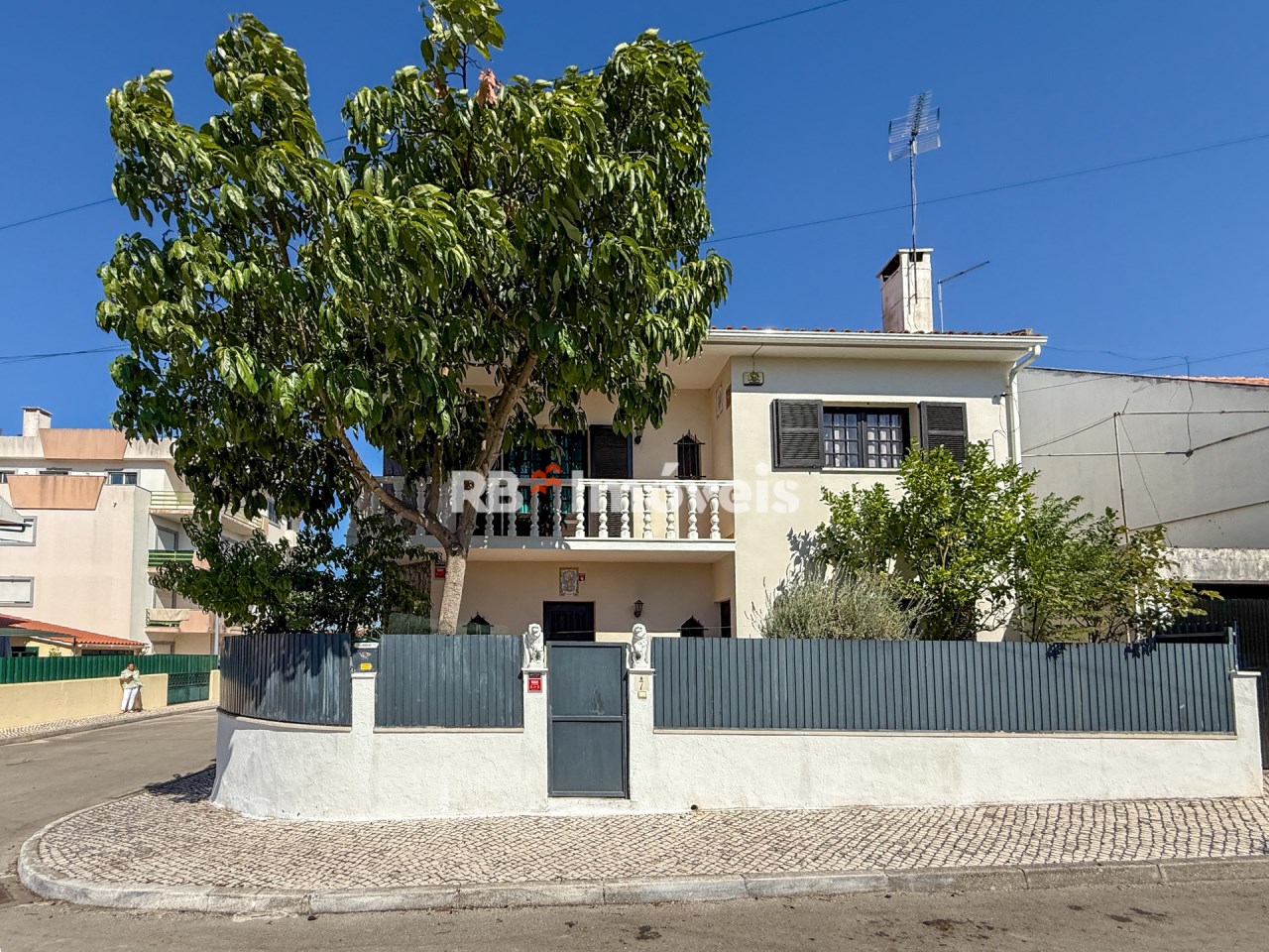 Casa de 3 dormitorios en Entroncamento, Portugal No. 293039