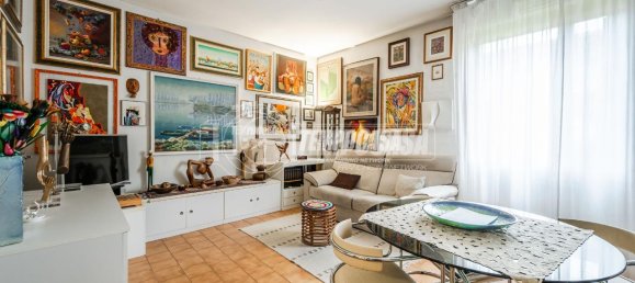 4 rooms Apartment in Novi di Modena, Italy No. 13152 3