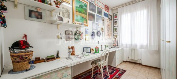 4 rooms Apartment in Novi di Modena, Italy No. 13152 11