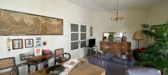 Коммерческая недвижимость с 4 комнатами в Бари, Италия № 20025 6