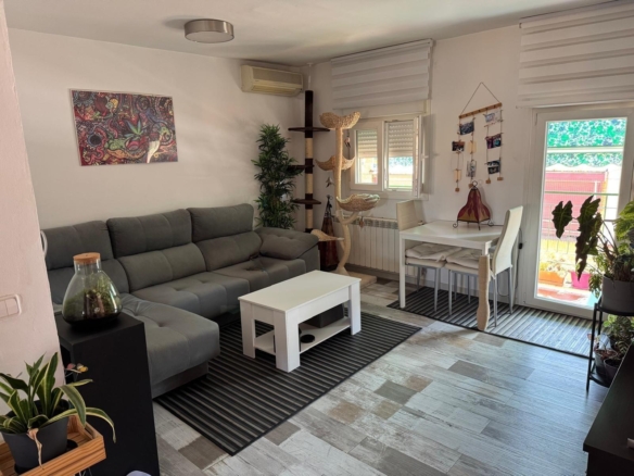 2 bedrooms Apartment in Madrid, Spain No. 229208