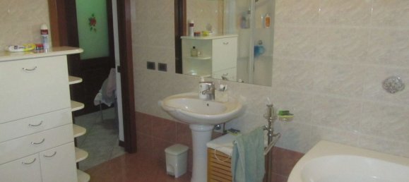 Apartamento de 3 habitaciónes en Lurate Caccivio, Italy No. 30715 15