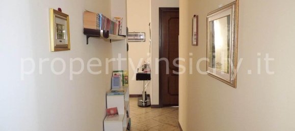 7-salle Appartement à Syracuse, Italy No. 247912 4