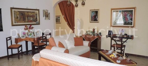 7-salle Appartement à Syracuse, Italy No. 247912 18