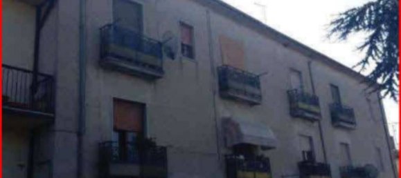 4 bedrooms Apartment in Aprigliano, Italy No. 379163 3