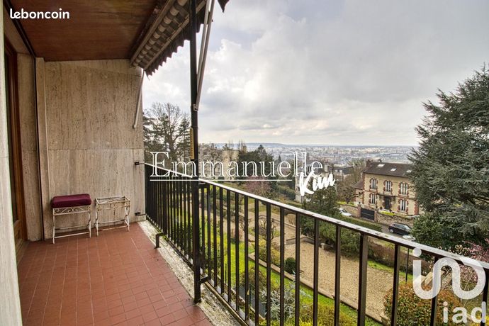 2 bedrooms Apartment in Montmorency, France No. 303800