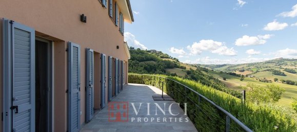 Casa de 2 dormitorios en Marche, Italy No. 295143 8