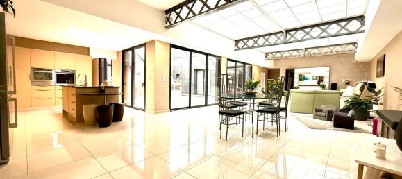 3 chambres Maison à Sainte-Savine, France No. 158089 2