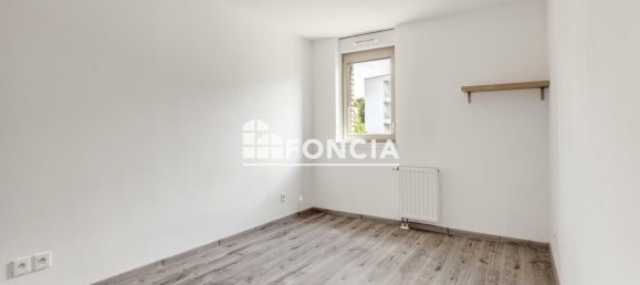 Apartamento de 1 dormitorio en Roubaix, France No. 349136 4