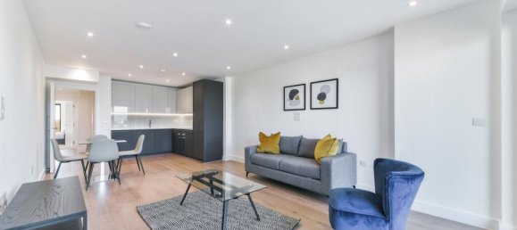2 bedrooms Apartment in Bethnal Green, United Kingdom No. 4312 2