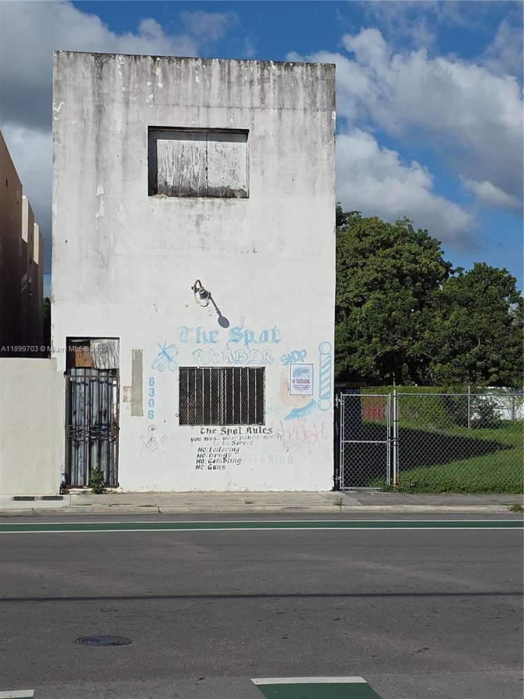 terreno en venta en Miami, Miami-Dade, Florida, USA № 614725