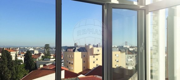 2 غرف نوم منزل ذو طابقين في Lisbon, Portugal رقم 138056 8