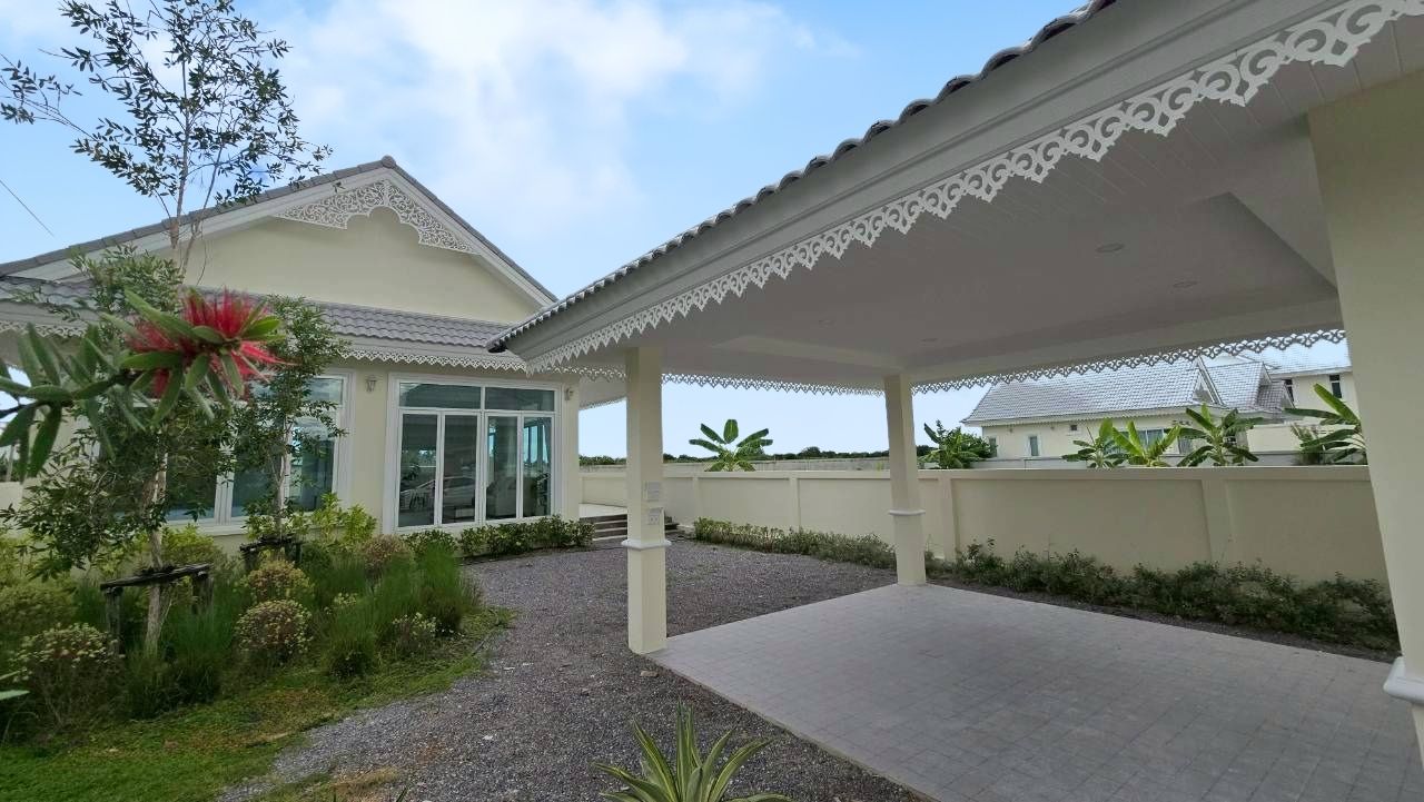 Casa de 2 dormitorios en Cha-am, Thailand No. 67057