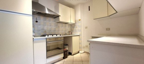 3 bedrooms Apartment in Genoa, Italy No. 327755 11